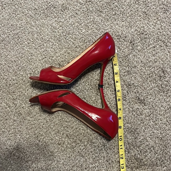 Red Manolo Blahnik Peeptoe Stilletto Heels - AUTHENTIC! - Picture 3 of 9